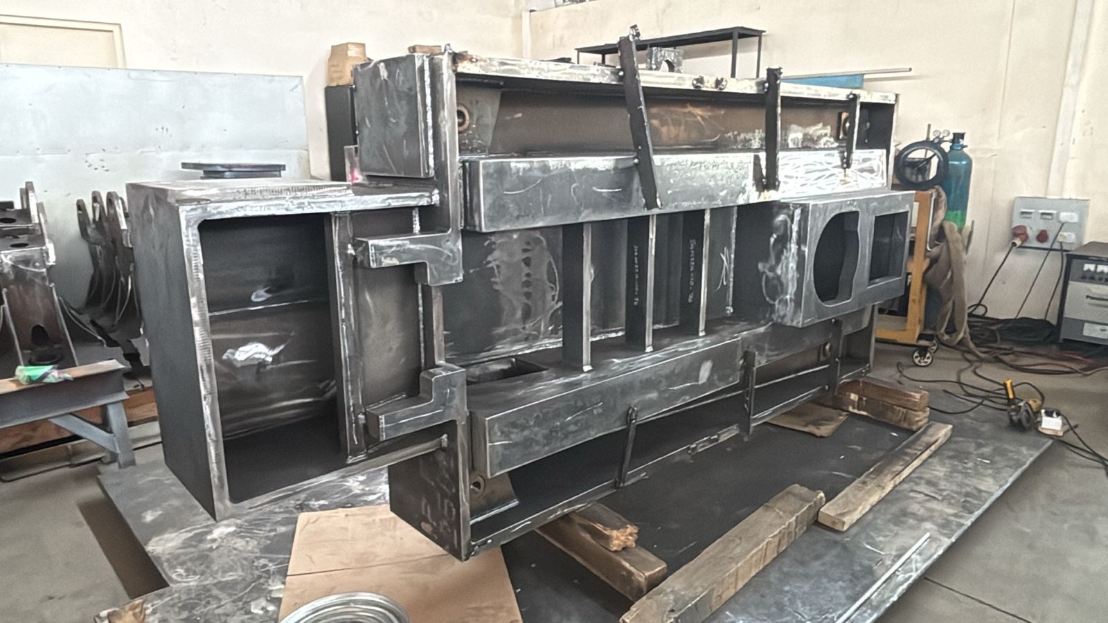 Large fabricated steel box weldment